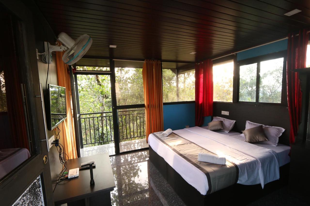 Spice Valley Home Stay & Tree House Мунар Екстериор снимка