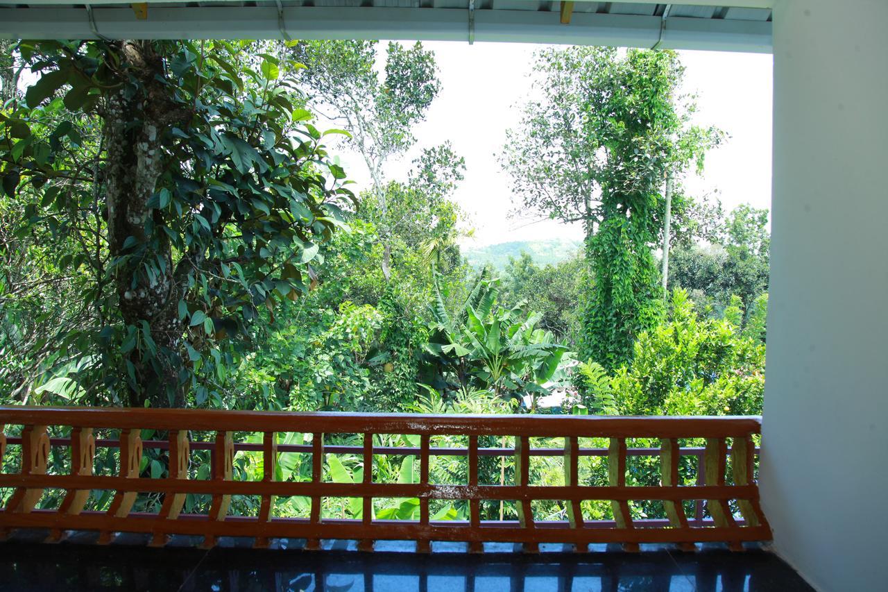 Spice Valley Home Stay & Tree House Мунар Екстериор снимка