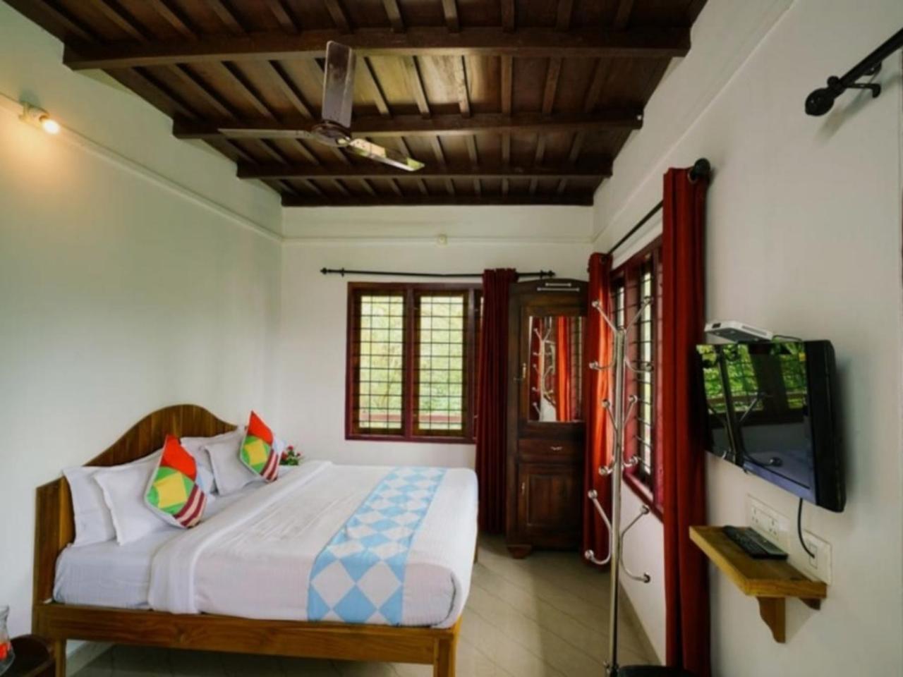 Spice Valley Home Stay & Tree House Мунар Екстериор снимка